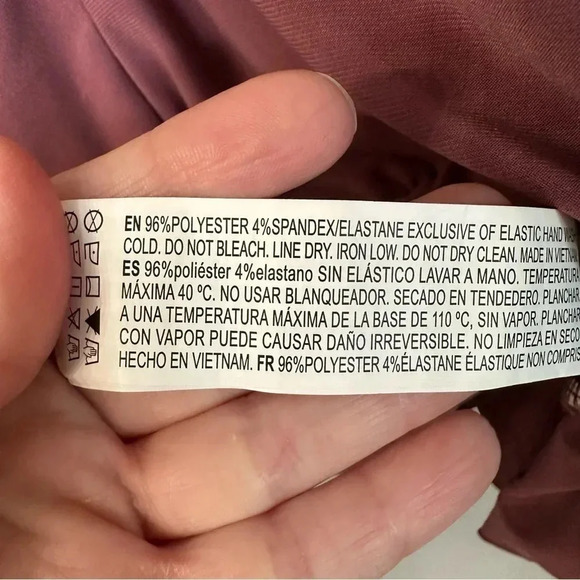 Forever 21 Contemporary Long Dolman Sleeve Maroon V-Neck Cropped Top Size L GUC - Picture 6 of 8